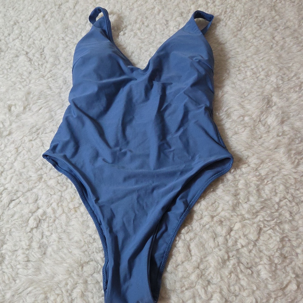 lululemon athletica Waterside V-Neck One-Piece Swimsuit in Soft Denim (Blue) - Picture 6 of 11